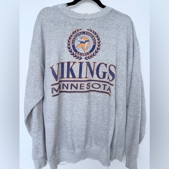 Vintage Minnesota Vikings NFL Sweatshirt – Size L/XL (No Tag) - Picture 1 of 2